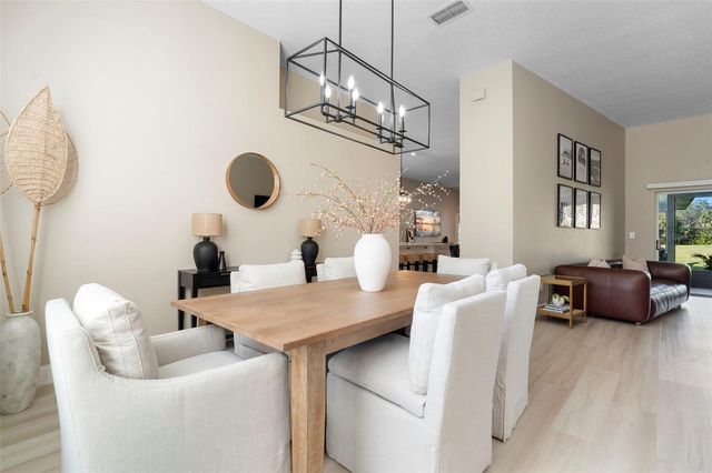 1098 NEEDLEWOOD LOOP, Oviedo, FL 32765