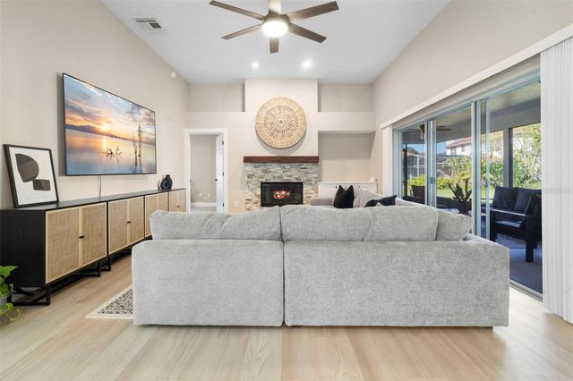 1098 NEEDLEWOOD LOOP, Oviedo, FL 32765