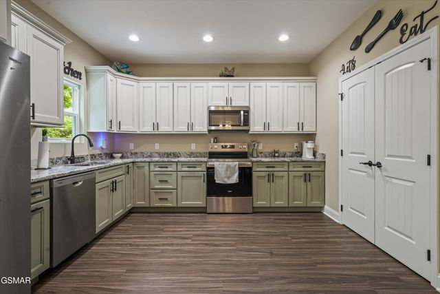 1836 Big Buck Lane, Sevierville, TN 37876