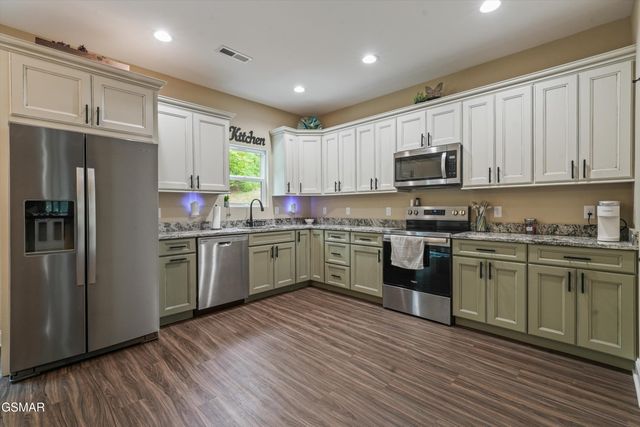 1836 Big Buck Lane, Sevierville, TN 37876