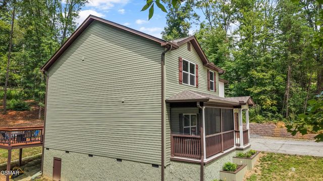 1836 Big Buck Lane, Sevierville, TN 37876
