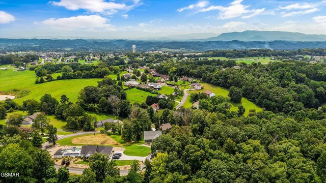 1836 Big Buck Lane, Sevierville, TN 37876