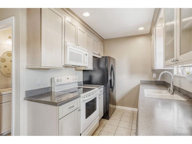 14721 W Ellsworth Ave, Golden, CO 80401