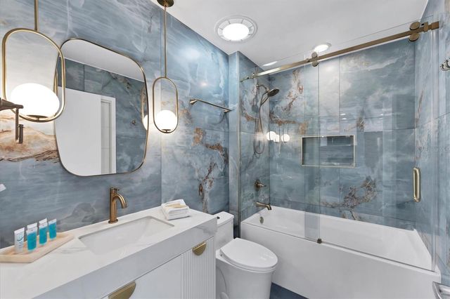 525 E JACKSON 60532801, Orlando, FL 32801