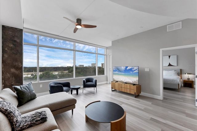 525 E JACKSON 60532801, Orlando, FL 32801