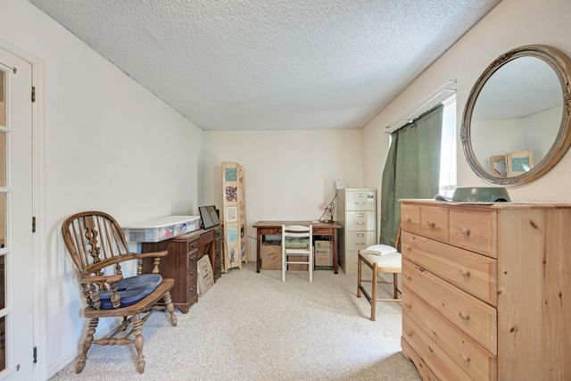 807 Ross CIR, Lockhart, TX 78644