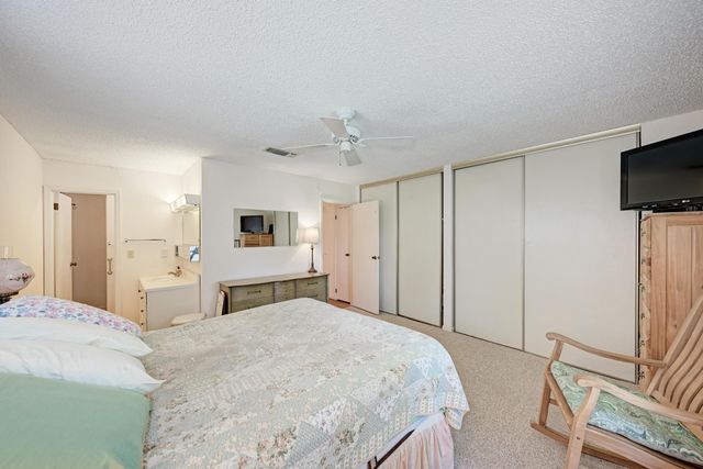 807 Ross CIR, Lockhart, TX 78644