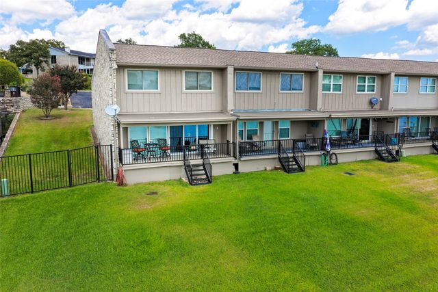 5200 Country Club Drive, De Cordova, TX 76049