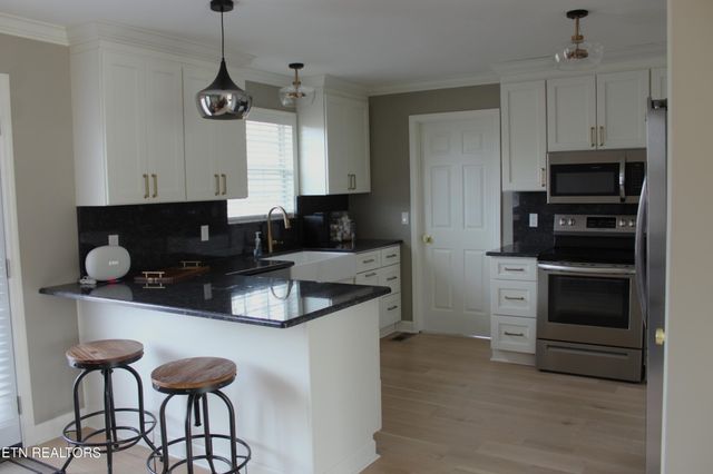 417 Oakhill Drive, Sweetwater, TN 37874