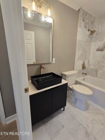 417 Oakhill Drive, Sweetwater, TN 37874