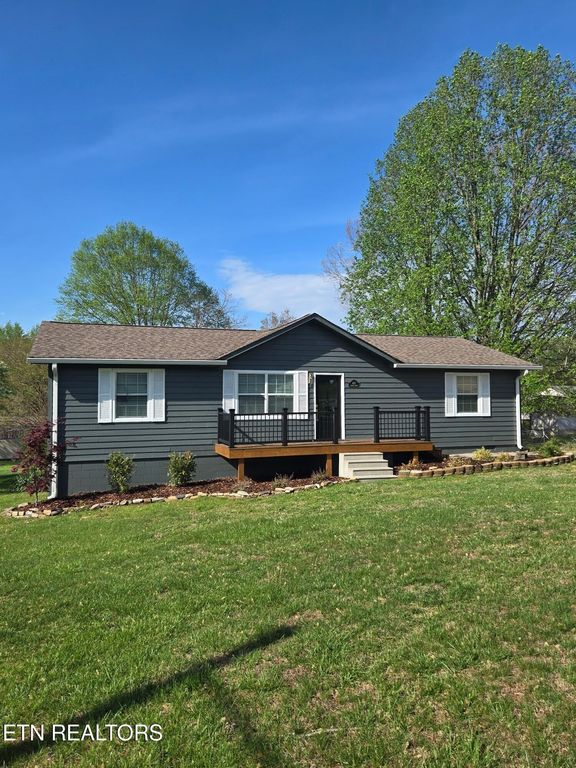 417 Oakhill Drive, Sweetwater, TN 37874