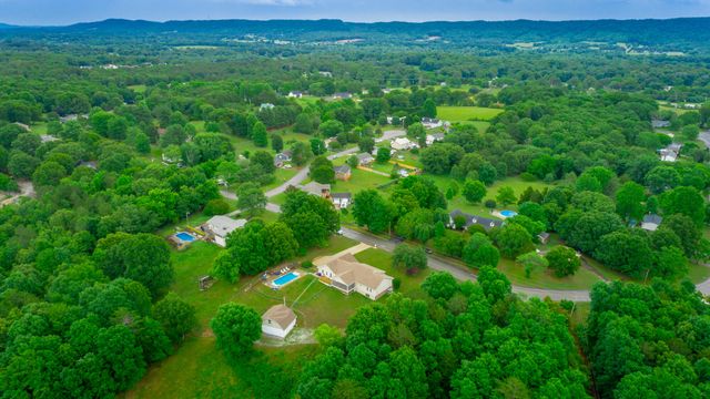 10005 Runyan Hills Lane, Ooltewah, TN 37363