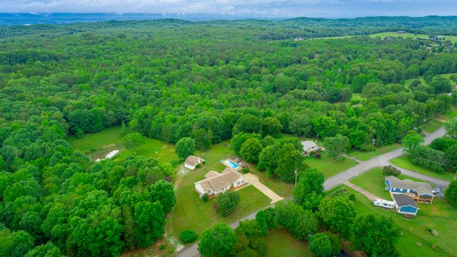 10005 Runyan Hills Lane, Ooltewah, TN 37363