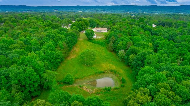 10005 Runyan Hills Lane, Ooltewah, TN 37363