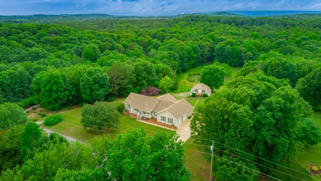 10005 Runyan Hills Lane, Ooltewah, TN 37363
