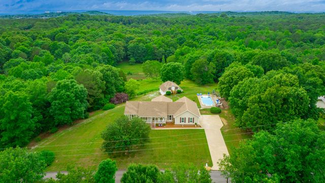 10005 Runyan Hills Lane, Ooltewah, TN 37363