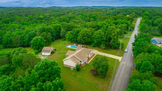 10005 Runyan Hills Lane, Ooltewah, TN 37363