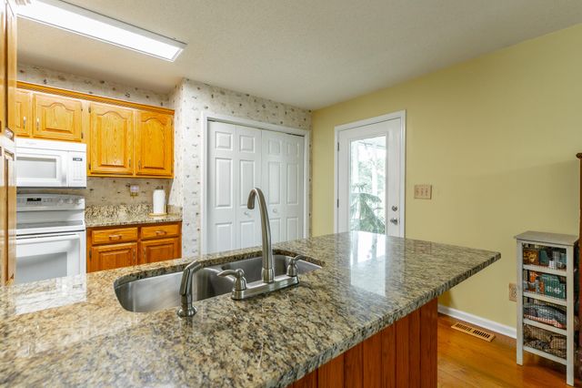 10005 Runyan Hills Lane, Ooltewah, TN 37363