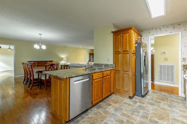 10005 Runyan Hills Lane, Ooltewah, TN 37363