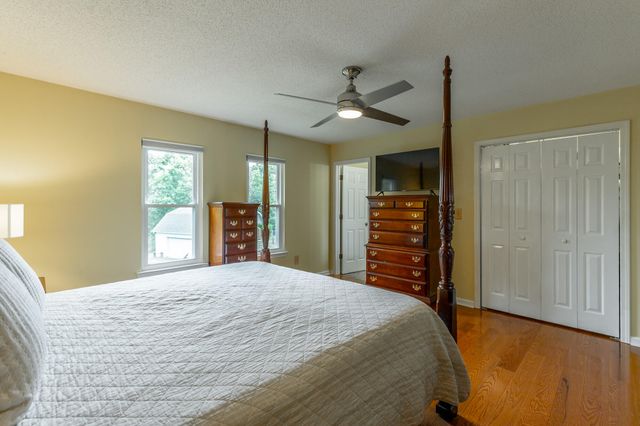 10005 Runyan Hills Lane, Ooltewah, TN 37363