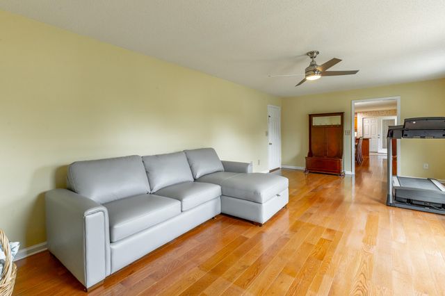 10005 Runyan Hills Lane, Ooltewah, TN 37363