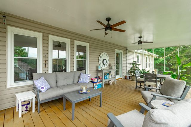 10005 Runyan Hills Lane, Ooltewah, TN 37363