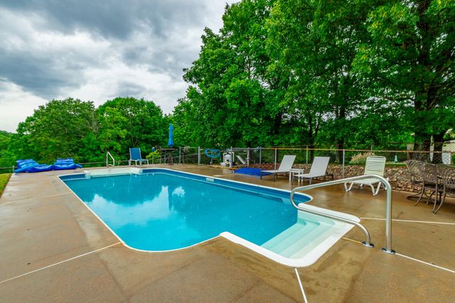 10005 Runyan Hills Lane, Ooltewah, TN 37363