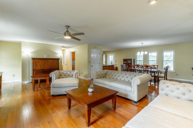 10005 Runyan Hills Lane, Ooltewah, TN 37363