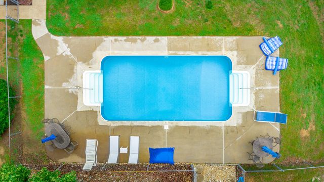 10005 Runyan Hills Lane, Ooltewah, TN 37363
