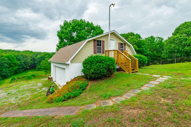 10005 Runyan Hills Lane, Ooltewah, TN 37363