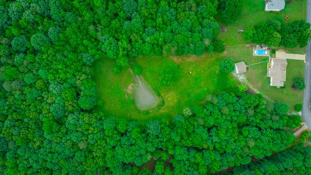 10005 Runyan Hills Lane, Ooltewah, TN 37363