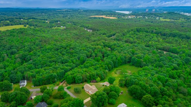 10005 Runyan Hills Lane, Ooltewah, TN 37363