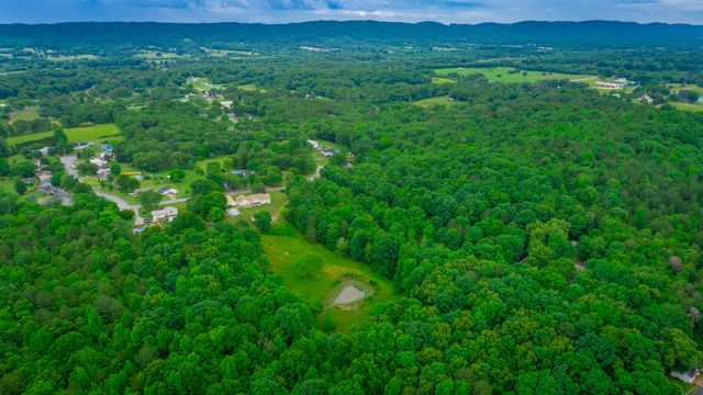 10005 Runyan Hills Lane, Ooltewah, TN 37363