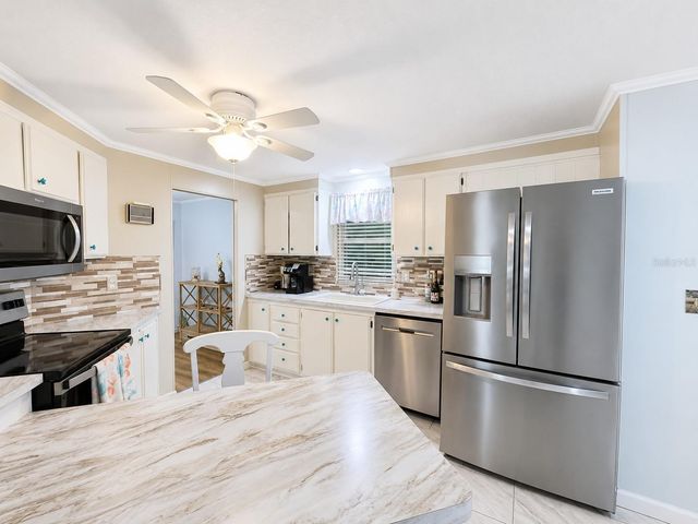 216 MARTINIQUE ROAD, North Port, FL 34287