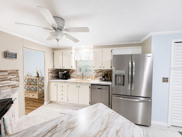216 MARTINIQUE ROAD, North Port, FL 34287