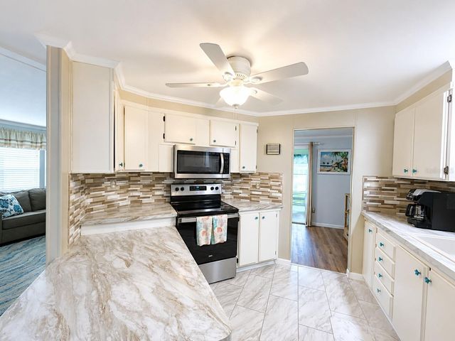 216 MARTINIQUE ROAD, North Port, FL 34287