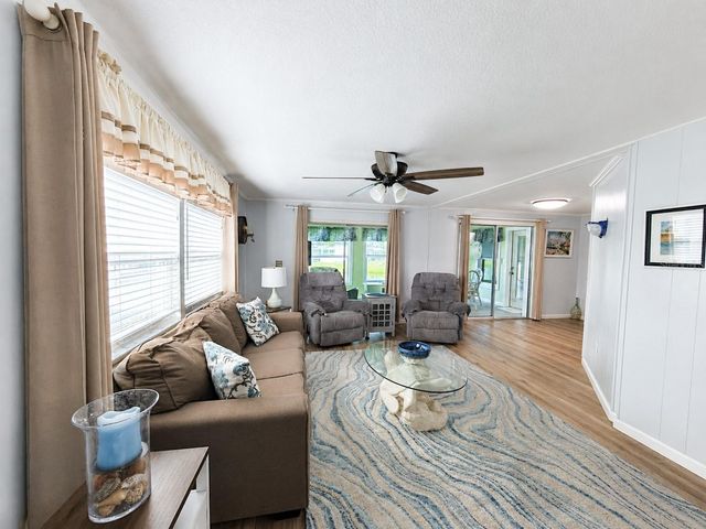 216 MARTINIQUE ROAD, North Port, FL 34287