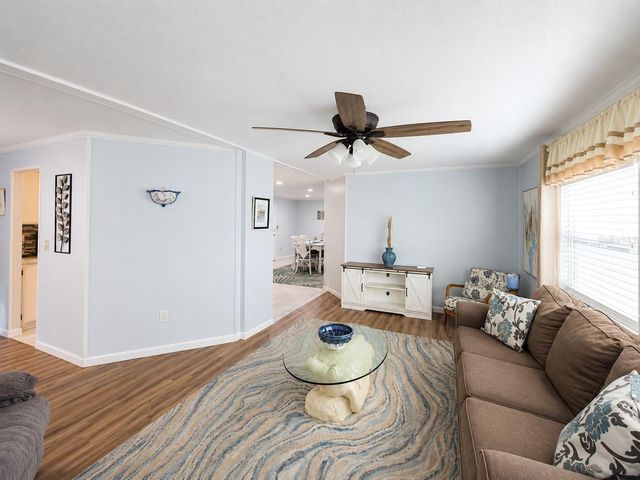 216 MARTINIQUE ROAD, North Port, FL 34287