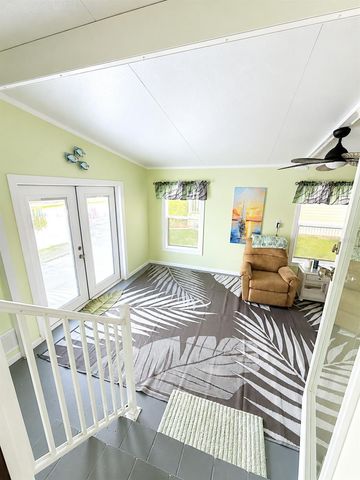 216 MARTINIQUE ROAD, North Port, FL 34287