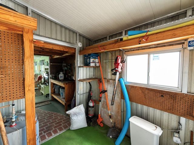 216 MARTINIQUE ROAD, North Port, FL 34287