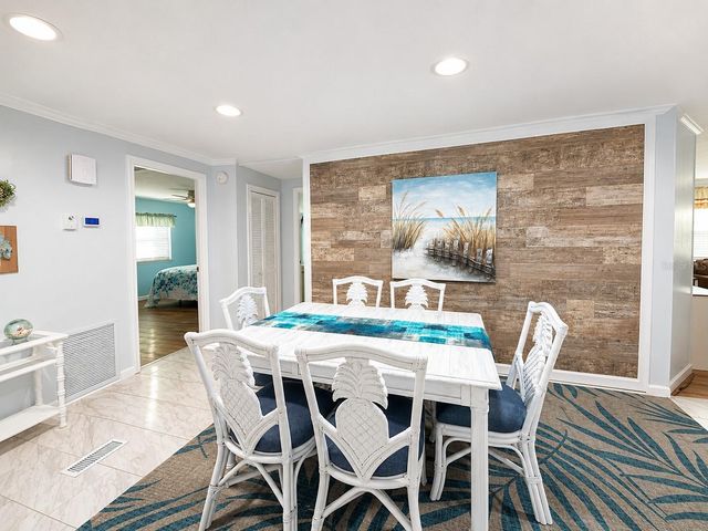 216 MARTINIQUE ROAD, North Port, FL 34287