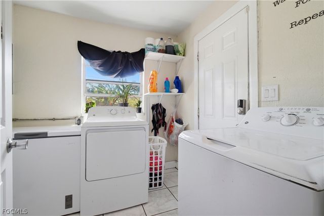 3807 Highland AVE, Fort Myers, FL 33916