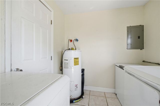 3807 Highland AVE, Fort Myers, FL 33916
