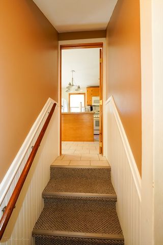 31 Fenmoor St, East Providence, RI 02914