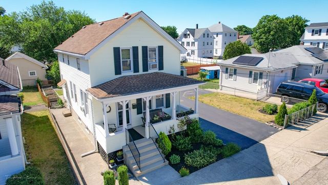 31 Fenmoor St, East Providence, RI 02914