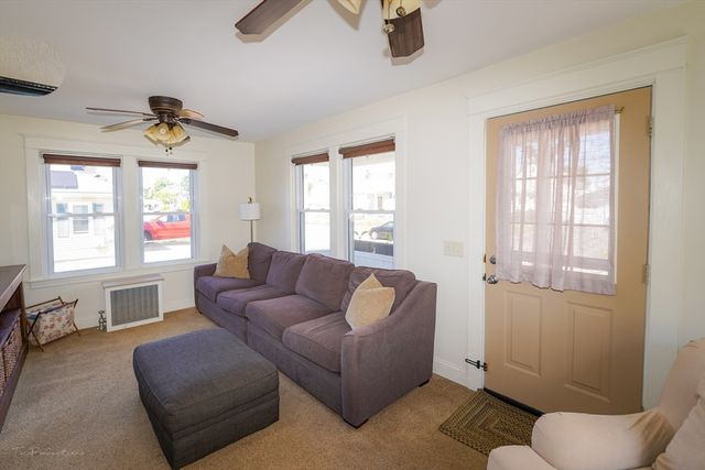 31 Fenmoor St, East Providence, RI 02914