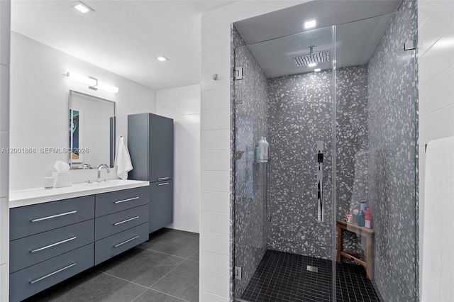 9 Island Ave 407, Miami Beach, FL 33139