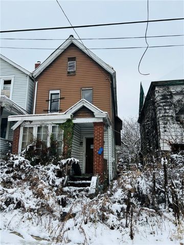 1712 Converse St, Mckeesport, PA 15132