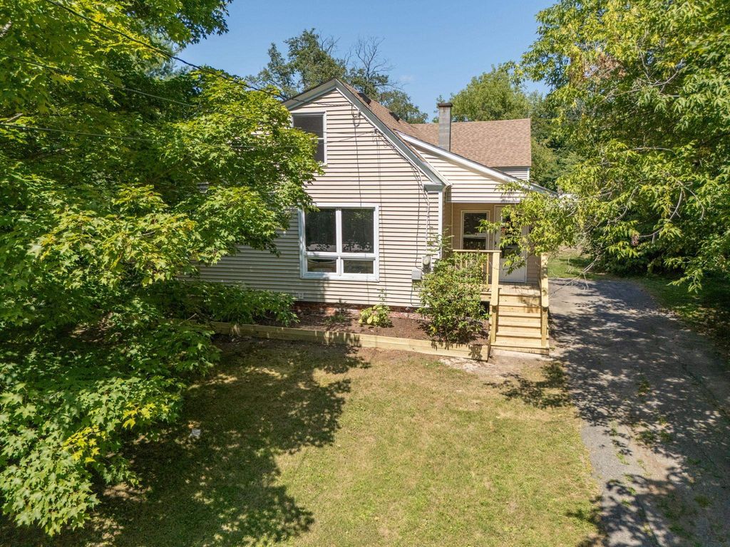 17 Baldwin Street, Keene, NH 03431