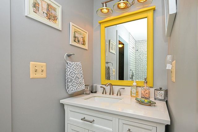 80 N Dorr Way, Wakefield, NH 03830